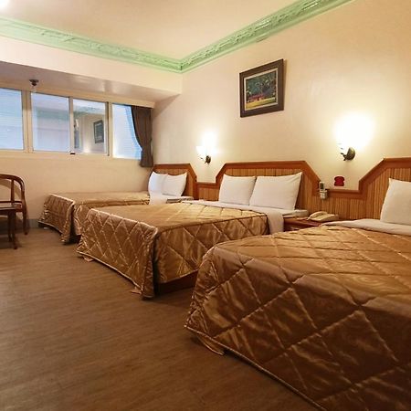 Longchi Hot-Spring Hotel Цзяосі Екстер'єр фото