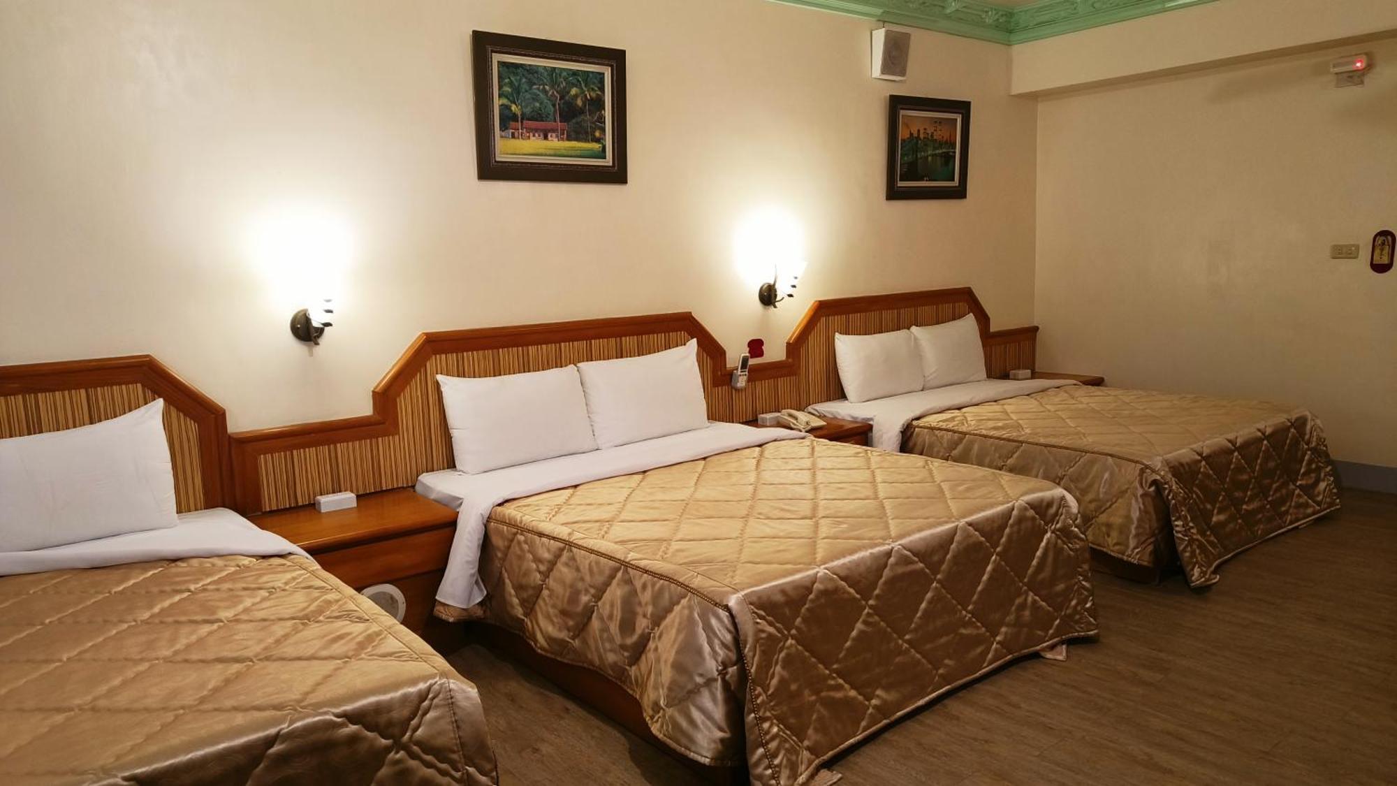 Longchi Hot-Spring Hotel Цзяосі Екстер'єр фото
